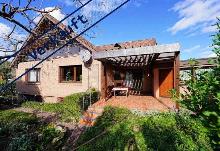 Großes Wohnhaus mit Einliegerwohnung für Naturliebhaber und Ruhe suchende!