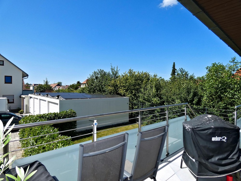 Großzügige S-W-Terrasse!